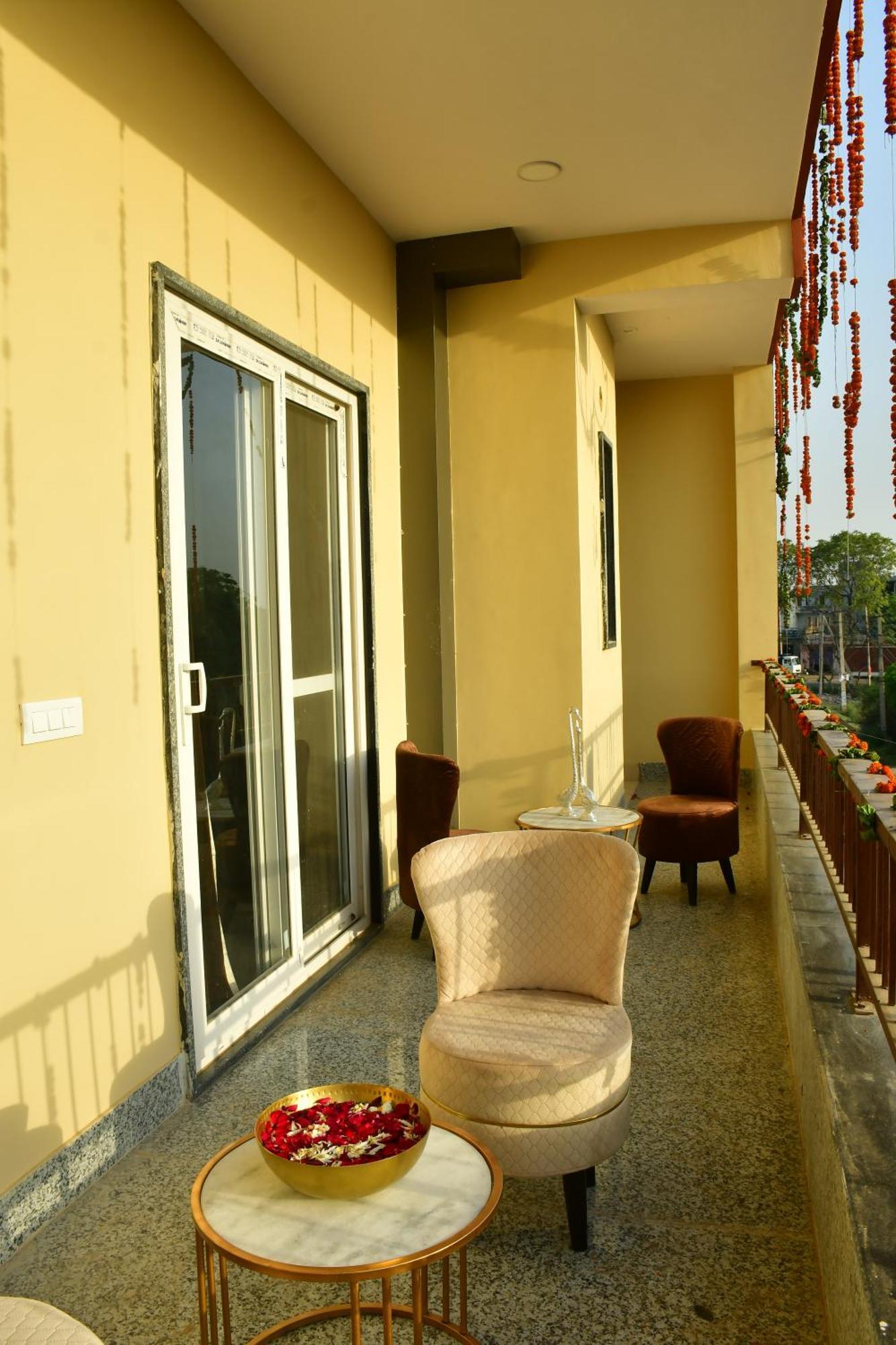 Sadabahar Regency Hotel Bahora Exterior foto